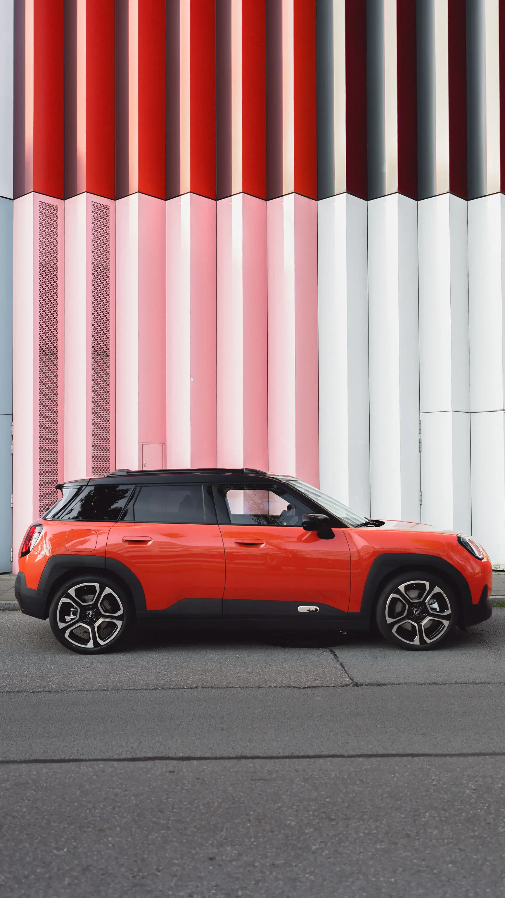 MINI Aceman Electric – Seitenansicht