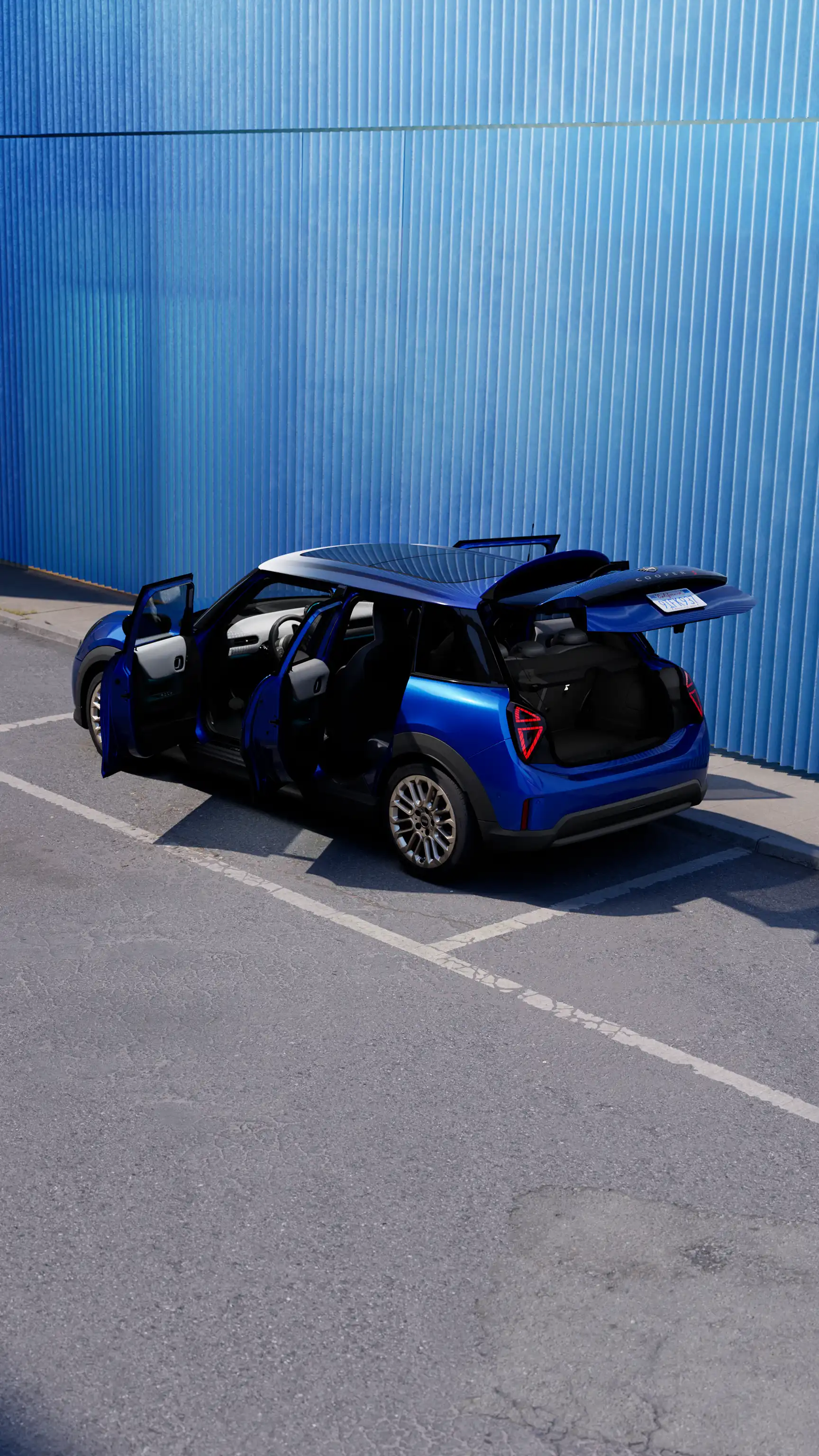 MINI Cooper 5-Türer – Geöffnete Türen