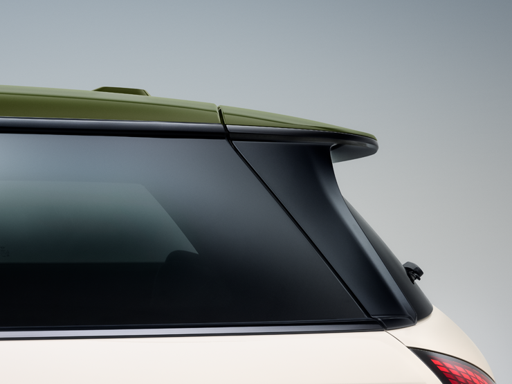 Seitliche Nahaufnahme des MINI Paul Smith mit Dach in Kontrastfarbe in Nottingham Green