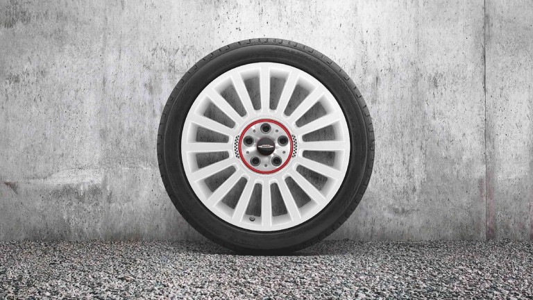 MINI Zubehör - MINI Original-Sommerkompletträder – 18" JCW RALLYE SPOKE 536