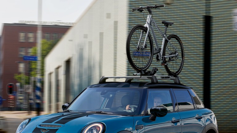 MINI Frühling und Sommer - Unverzichtbar für die Reise MINI Dachträger