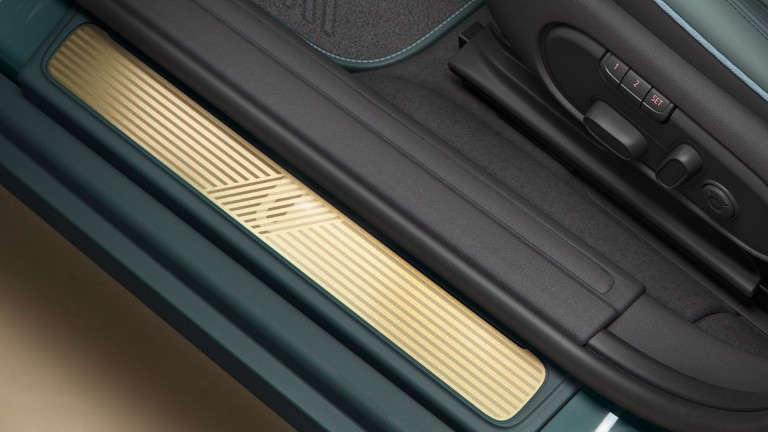 MINI Clubman – Untold Edition – Türeinstiegsleisten