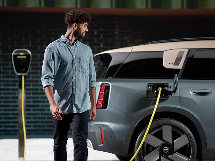 MINI Electric - Charging Teaser
