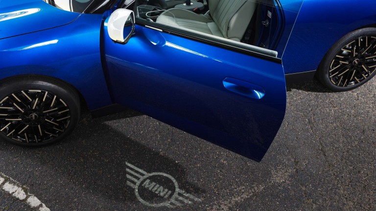 Der neue vollelektrische MINI Cooper – Digitales Erlebnis – Digital Key Plus