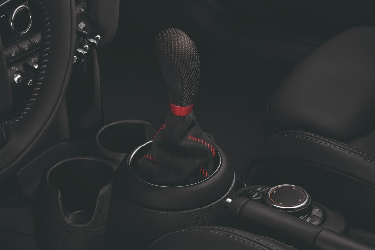 MINI John Cooper Works - pommeau de levier de vitesse - carbone alcantara 