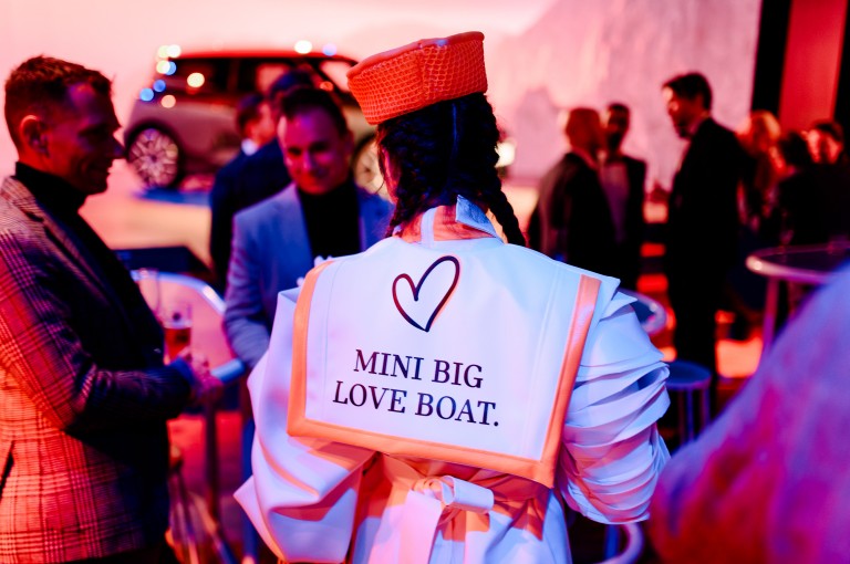 MINI BIG LOVE BOAT