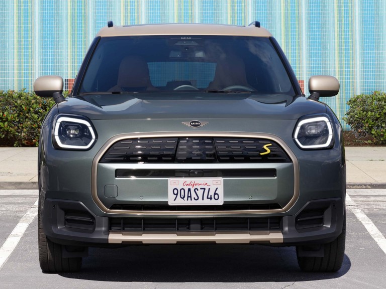 MINI Countryman Electric - extérieur - vue frontale